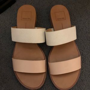 Dolce vita sandals